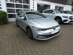 Silber Gebraucht 2022 VW Golf VIII Active Kombi | 14.900 € (Guter Preis)
