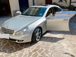 Silber Gebraucht 2007 Mercedes CLS320 Limousine | 5.000 € (Guter Preis)