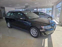 Schwarz Gebraucht 2006 Volvo V50 Momentum Kombi | 2.999 € (Etwas zu teuer)