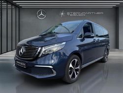 Blau Gebraucht 2024 Mercedes EQV300 Avantgarde Van / Kleinbus | 52.420 € (Fairer Preis)