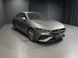Grau metalliclack mountaingrau Gebraucht 2024 Mercedes CLA200 Advanced Plus Coupé | 35.800 € (Fairer Preis)