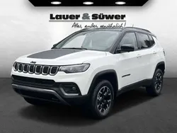 Weiß Neu 2024 Jeep Compass SUV | 39.980 € (Fairer Preis)