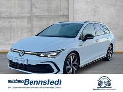 Weiß Gebraucht 2023 VW Golf VIII Style Kombi | 28.620 € (Etwas zu teuer)