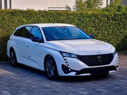 Weiß Gebraucht 2022 Peugeot 308 SW Active Kombi | 16.900 € (Guter Preis)
