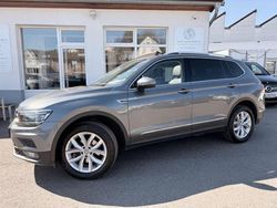 Platinum grey metallic Gebraucht 2020 VW Tiguan Allspace Highline SUV | 26.450 € (Guter Preis)