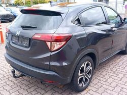 Ruse black metallic ruse black metallic Gebraucht 2017 Honda HR-V Executive SUV | 18.400 € (Teuer)