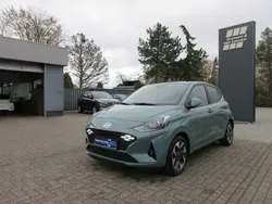 Grün Neu 2025 Hyundai i10 Prime Kleinwagen | 18.900 € (Fairer Preis)