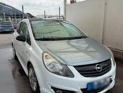 Weiß Gebraucht 2008 Opel Corsa Kleinwagen | 2.500 € (Teuer)
