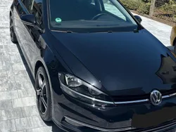 Schwarz Gebraucht 2018 VW Golf VII Join Kleinwagen | 14.300 € (Fairer Preis)