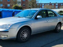 Grau Gebraucht 2006 Ford Mondeo Limousine | 2.950 € (Etwas zu teuer)