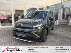 Grün Neu 2025 Toyota Proace Verso City Kombi | 36.550 € (Etwas zu teuer)