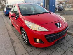 Rot Gebraucht 2014 Peugeot 207 Tendance Limousine | 4.300 € (Etwas zu teuer)