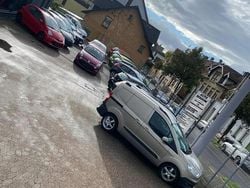 Silber Gebraucht 2016 Hyundai i20 Passion Limousine | 8.950 € (Etwas zu teuer)