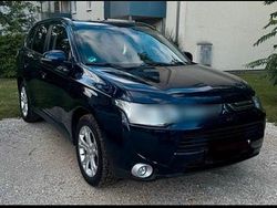 Blau Gebraucht 2013 Mitsubishi Outlander SUV | 10.999 €