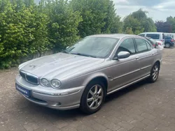 Silber Gebraucht 2002 Jaguar X-type Executive Limousine | 2.999 € (Teuer)