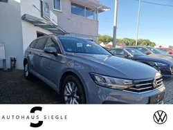 Mondsteingrau Gebraucht 2022 VW Passat Business Kombi | 19.280 € (Guter Preis)