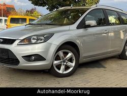 Silber Gebraucht 2009 Ford Focus Style Kombi | 1.600 € (Guter Preis)