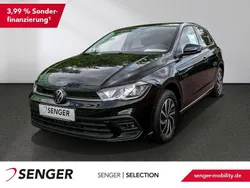 Deep black perleffekt Gebraucht 2022 VW Polo Life Kleinwagen | 18.380 € (Guter Preis)