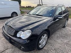 Schwarz Gebraucht 2004 Mercedes C200 Kombi | 2.250 € (Fairer Preis)