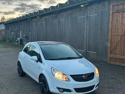 Weiß Gebraucht 2010 Opel Corsa Color Edition Kleinwagen | 3.500 € (Teuer)