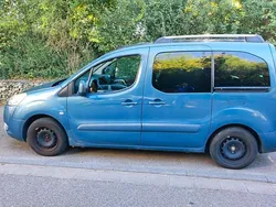Blau Gebraucht 2008 Peugeot Partner Tepee Van / Kleinbus | 2.900 € (Guter Preis)