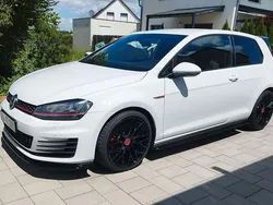 Weiß Gebraucht 2016 VW Golf VII GTI Limousine | 16.300 € (Fairer Preis)