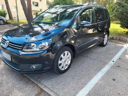 Schwarz Gebraucht 2014 VW Touran Life Van / Kleinbus | 8.700 € (Fairer Preis)