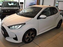 Schneeweiss Neu 2025 Toyota Yaris Hybrid Comfort Kleinwagen | 23.950 € (Guter Preis)