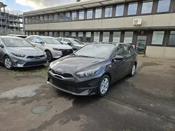 Silber Neu 2024 Kia Ceed Vision Kombi | 20.970 € (Guter Preis)
