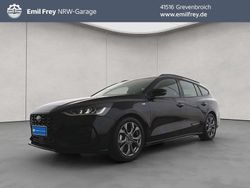 Schwarz Gebraucht 2024 Ford Focus ST-Line Kombi | 22.890 € (Guter Preis)
