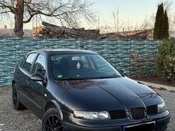 Schwarz Gebraucht 2006 Seat Leon Limousine | 1.350 € (Fairer Preis)