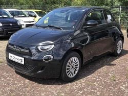 Schwarz Gebraucht 2025 Fiat 500e Red Limousine | 25.689 € (Guter Preis)