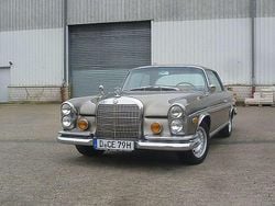 Braun Gebraucht 1966 Mercedes W111 SE Coupé | 49.989 €