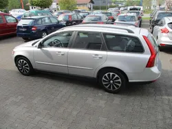 Silber Gebraucht 2010 Volvo V50 Kombi | 3.750 € (Guter Preis)