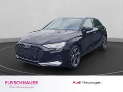 Schwarz Neu 2025 Audi A3 Sportback Advanced Plus Limousine | 37.990 € (Etwas zu teuer)
