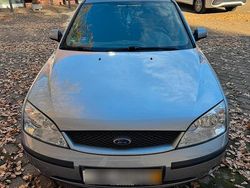 Silber Gebraucht 2003 Ford Mondeo Limousine | 1.900 € (Etwas zu teuer)