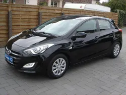 Schwarz Gebraucht 2018 Hyundai i30 Passion Limousine | 12.980 € (Guter Preis)
