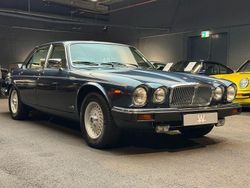 Blau Gebraucht 1991 Jaguar XJ12 Limousine | 29.900 €