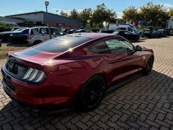 Rubyrot (metallic) (metallic) Gebraucht 2018 Ford Mustang GT Premium Coupé | 37.889 € (Fairer Preis)