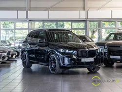 Black sapphire metallic Gebraucht 2025 BMW X5 M Sport SUV | 116.990 €