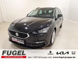 Mitternachtsschwarz Gebraucht 2021 Seat Leon Style Kombi | 19.799 € (Guter Preis)