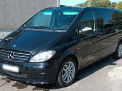 Schwarz Gebraucht 2025 Mercedes Viano Van / Kleinbus | 15.900 €