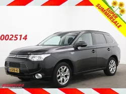 Schwarz Gebraucht 2013 Mitsubishi Outlander P-HEV Instyle SUV | 6.250 €