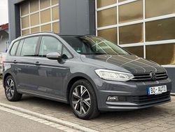Delfingrau metallic Gebraucht 2023 VW Touran Sport Van / Kleinbus | 27.900 € (Guter Preis)