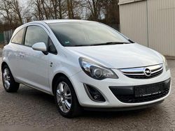 Weiß Gebraucht 2012 Opel Corsa Limousine | 4.990 € (Fairer Preis)