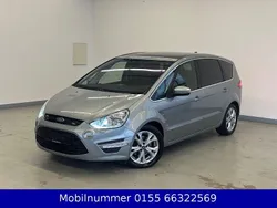 Grau Gebraucht 2014 Ford S-MAX Titanium Van / Kleinbus | 12.740 € (Teuer)