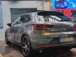 Grau Gebraucht 2018 Cupra Leon Coupé | 23.500 € (Fairer Preis)