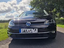 Schwarz Gebraucht 2019 VW Golf VII Highline Limousine | 16.500 € (Guter Preis)