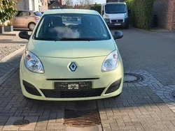Gelb Gebraucht 2007 Renault Twingo Authentique Kleinwagen | 1.899 € (Etwas zu teuer)