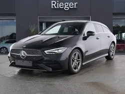 Metalliclack kosmosschwarz (metallic) Gebraucht 2024 Mercedes CLA250 Shooting Brake AMG Kombi | 38.877 € (Fairer Preis)